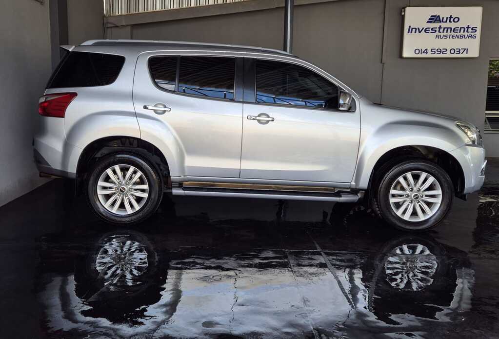 ISUZU MU-X MU-X 3.0D A/T