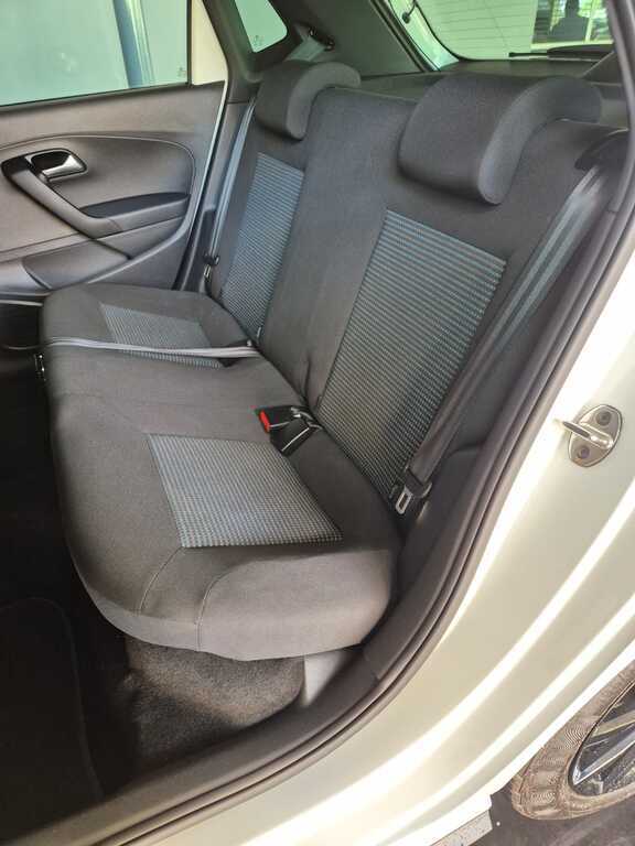 VOLKSWAGEN POLO VIVO POLO VIVO 1.4 COMFORTLINE (5DR)
