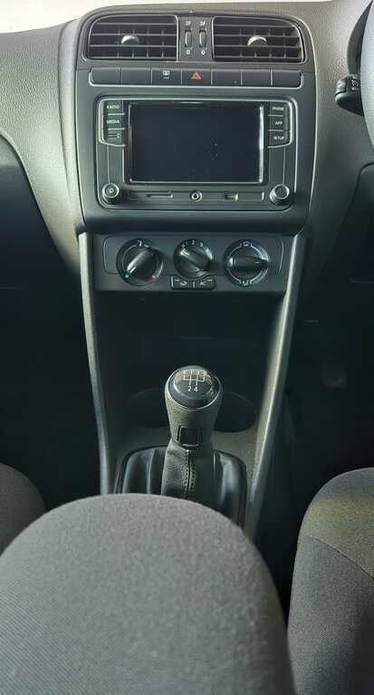 VOLKSWAGEN POLO VIVO POLO VIVO 1.4 COMFORTLINE (5DR)