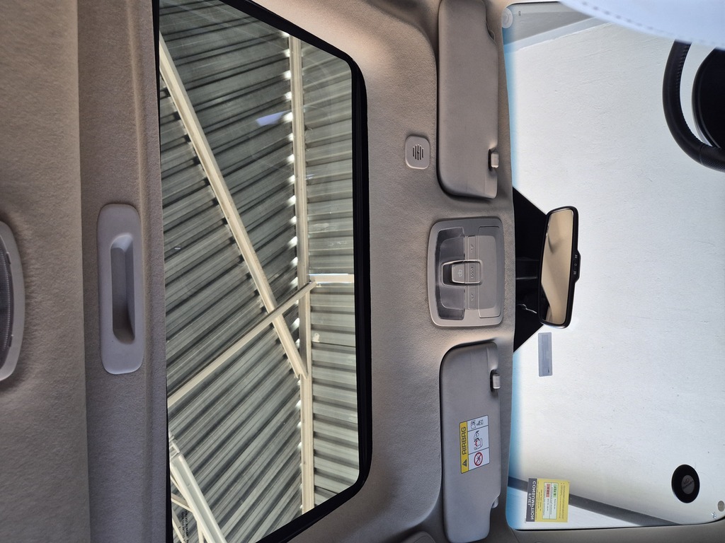 MAHINDRA XUV300 XUV300 1.5D (W8) - 15