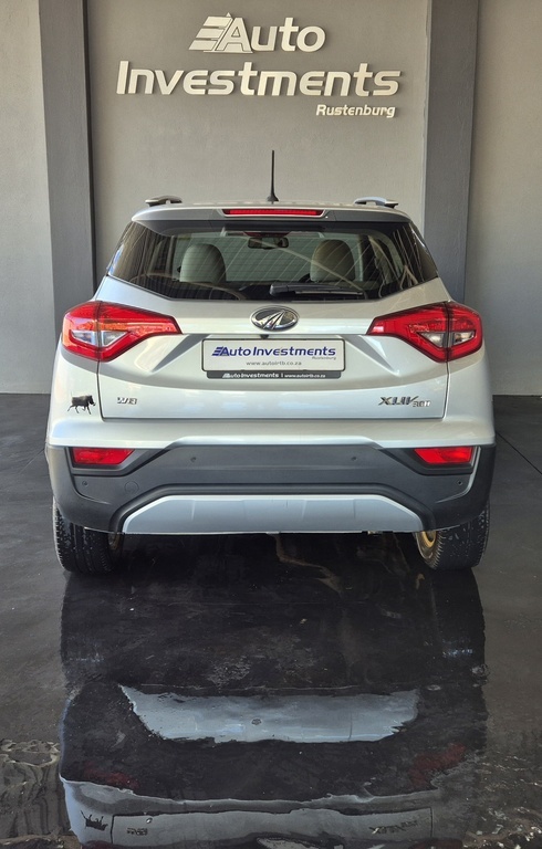 MAHINDRA XUV300 XUV300 1.5D (W8) - 8