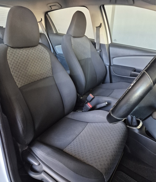 TOYOTA YARIS YARIS 1.3 XS 5Dr