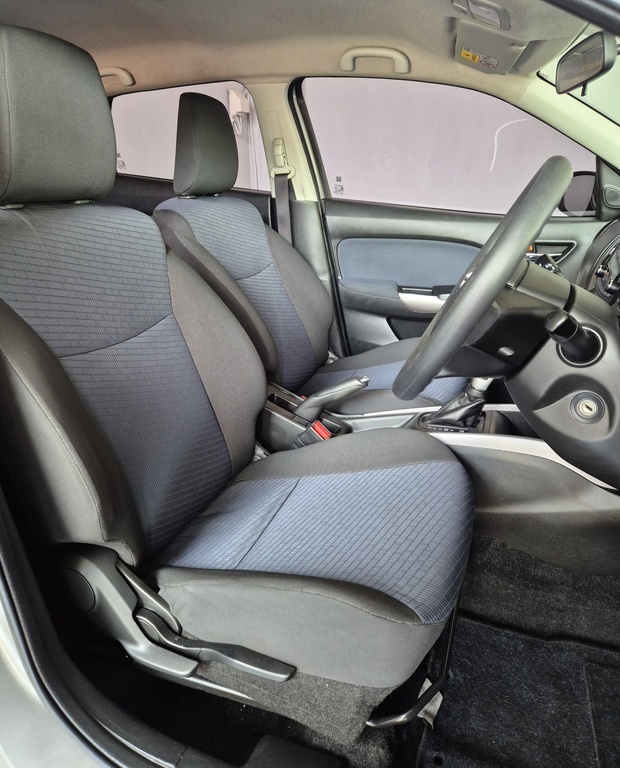 TOYOTA STARLET STARLET 1.4 Xs A/T - 11