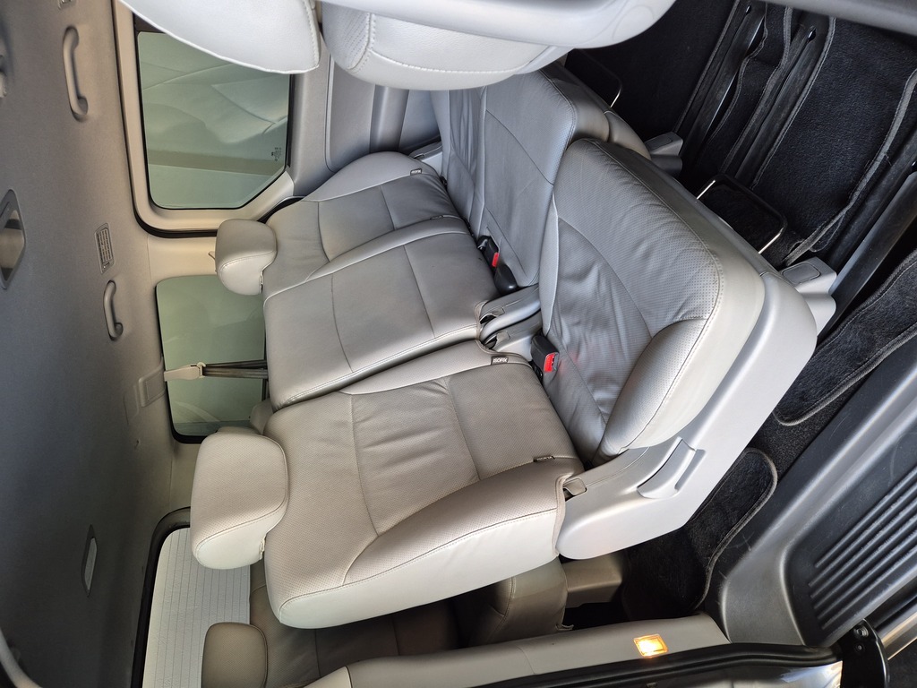 HYUNDAI H-1 H-1 2.5 CRDI WAGON A/T