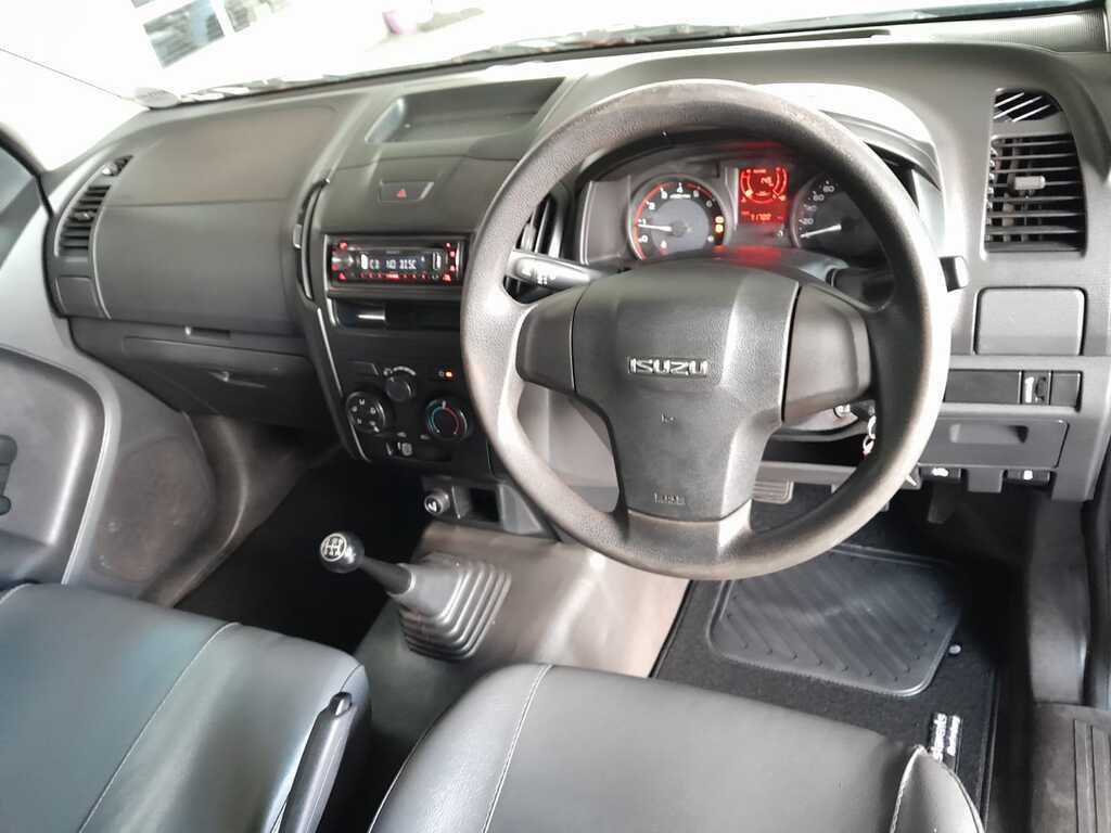 ISUZU D-MAX D-MAX 250 HO FLEETSIDE SAFETY S/C P/U - 10
