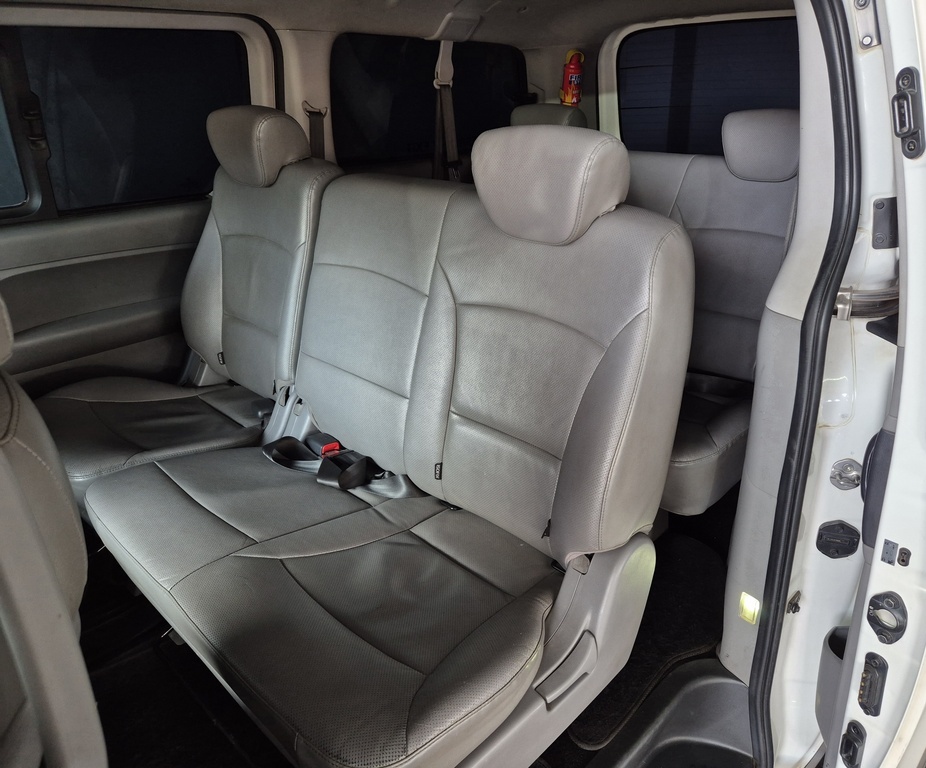 HYUNDAI H-1 H-1 GLS 2.4 CVVT/ 2.4 EXECUTIVE