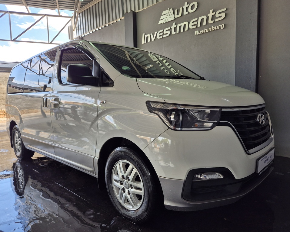 HYUNDAI H-1 H-1 GLS 2.4 CVVT/ 2.4 EXECUTIVE