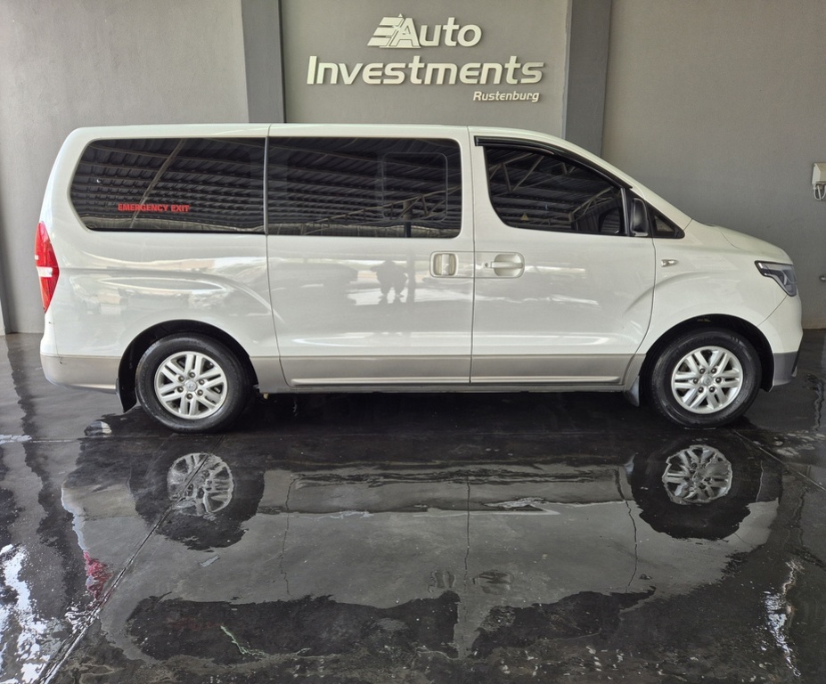 HYUNDAI H-1 H-1 GLS 2.4 CVVT/ 2.4 EXECUTIVE