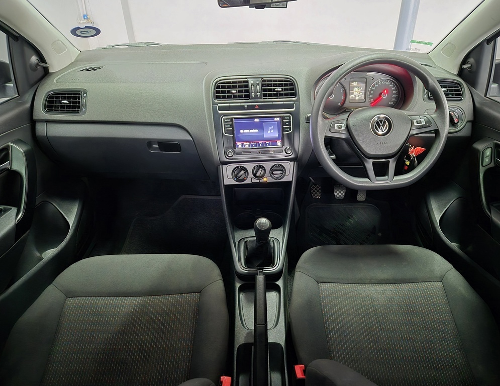 VOLKSWAGEN POLO VIVO POLO VIVO 1.4 TRENDLINE (5DR)