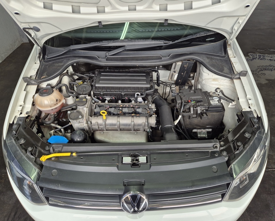 VOLKSWAGEN POLO VIVO POLO VIVO 1.4 TRENDLINE (5DR)