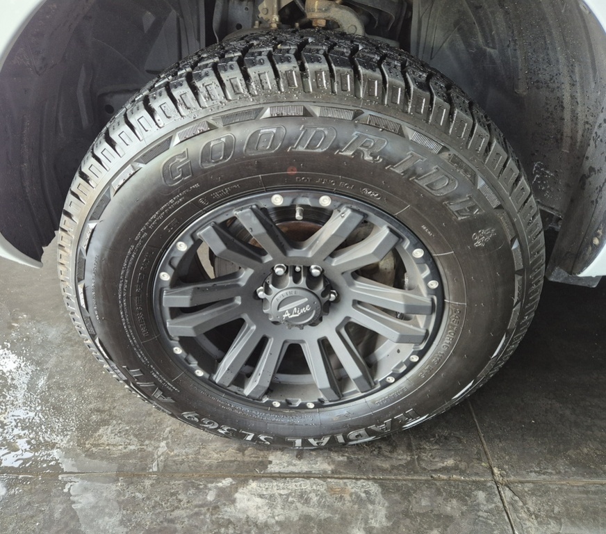 NISSAN NAVARA NAVARA 2.5DDTI SE 4X4 S/C P/U - 15