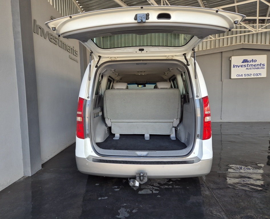 HYUNDAI H-1 H-1 2.5 CRDI A/T/ 2.5 ELITE A/T