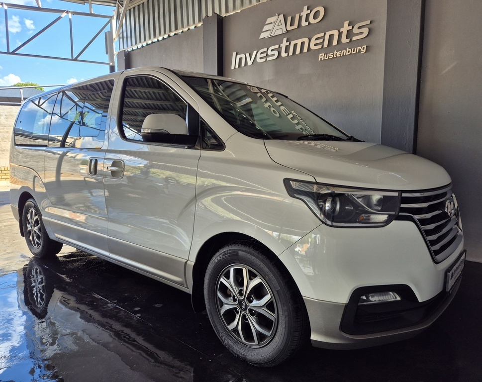 HYUNDAI H-1 H-1 2.5 CRDI A/T/ 2.5 ELITE A/T