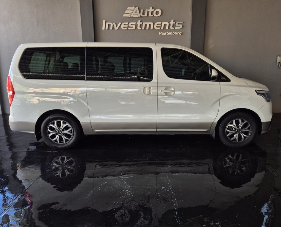 HYUNDAI H-1 H-1 2.5 CRDI A/T/ 2.5 ELITE A/T