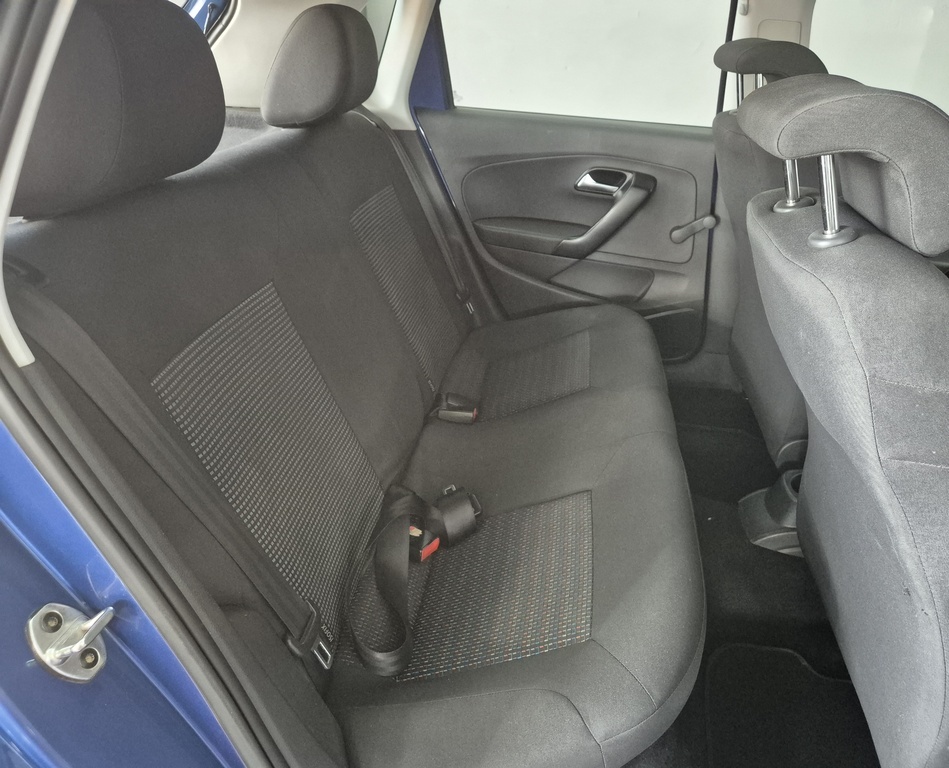 VOLKSWAGEN POLO VIVO POLO VIVO 1.6 COMFORTLINE TIP (5DR) - 10