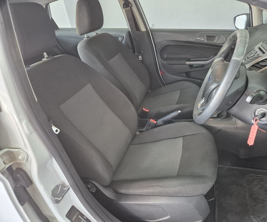 FORD FIESTA FIESTA 1.0 ECOBOOST AMBIENTE 5DR - 7