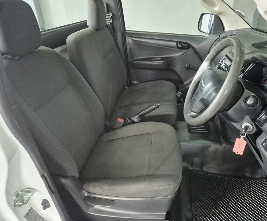 ISUZU D-MAX D-MAX 250 HO FLEETSIDE SAFETY S/C P/U