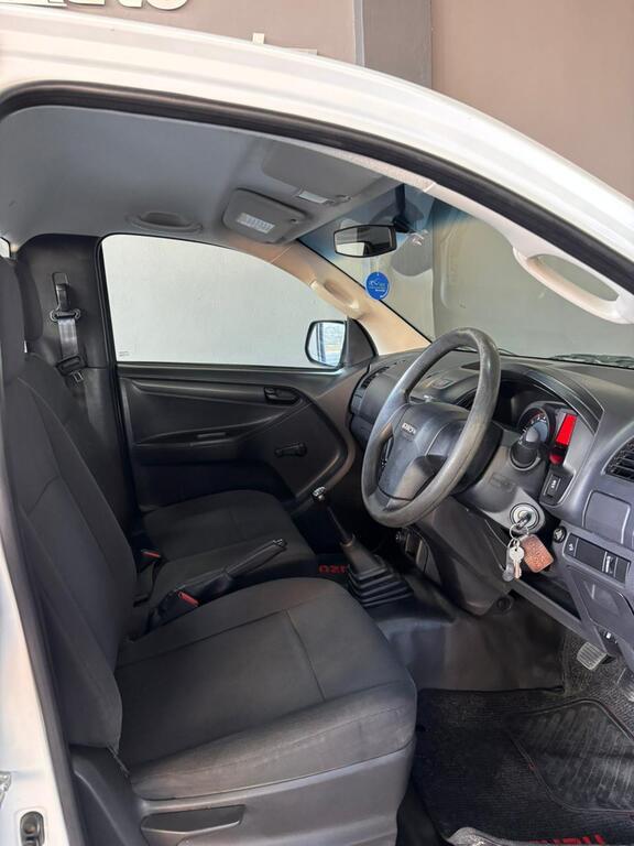 ISUZU D-MAX D-MAX 250 HO FLEETSIDE SAFETY S/C P/U - 9