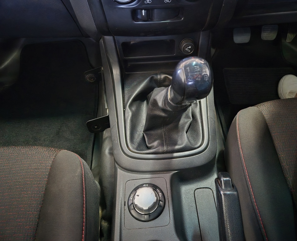 ISUZU D-MAX D-MAX 250 HO HI-RIDE 4X4 S/C P/U