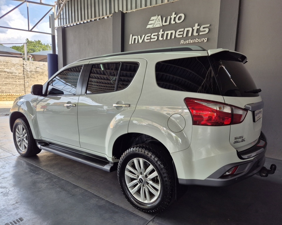 ISUZU MU-X MU-X 3.0D A/T