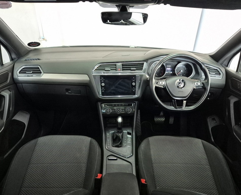 VOLKSWAGEN TIGUAN TIGUAN ALLSPACE 1.4 TSI C/LINE DSG (110KW)