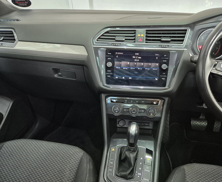 VOLKSWAGEN TIGUAN TIGUAN ALLSPACE 1.4 TSI C/LINE DSG (110KW)