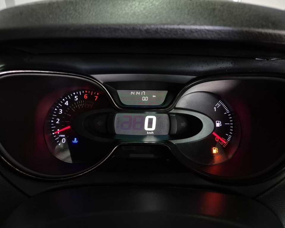 RENAULT CAPTUR CAPTUR 900T BLAZE 5DR (66KW) - 16