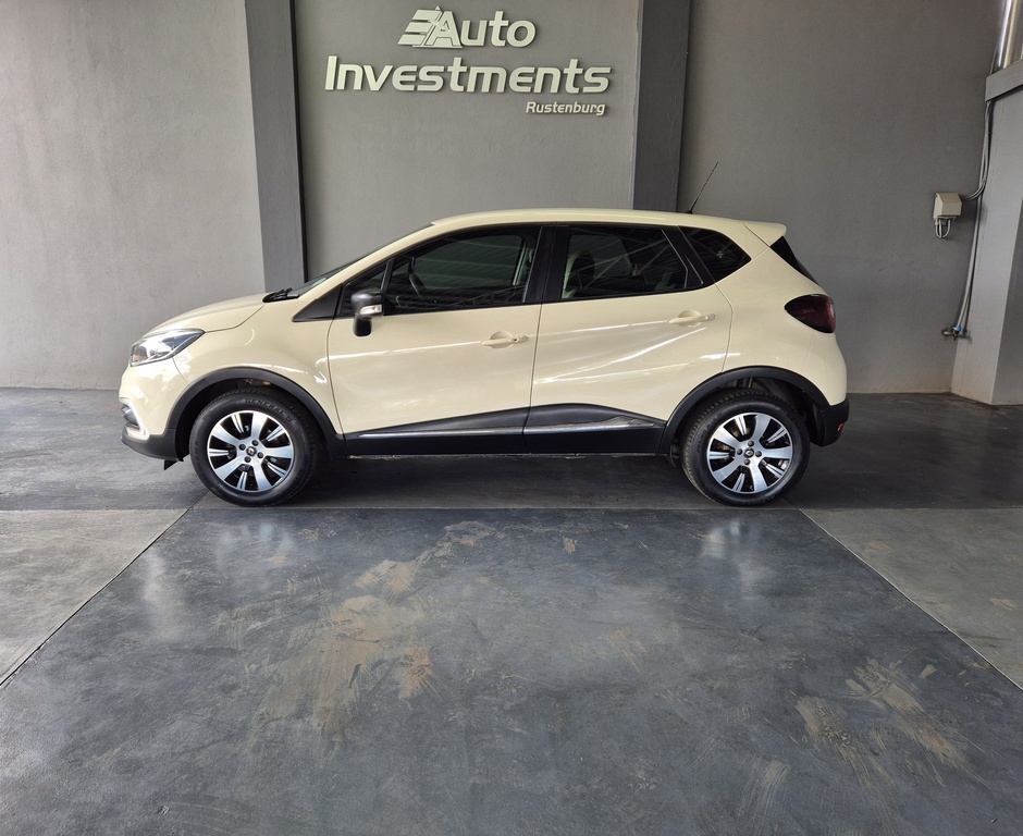 RENAULT CAPTUR CAPTUR 900T BLAZE 5DR (66KW) - 4