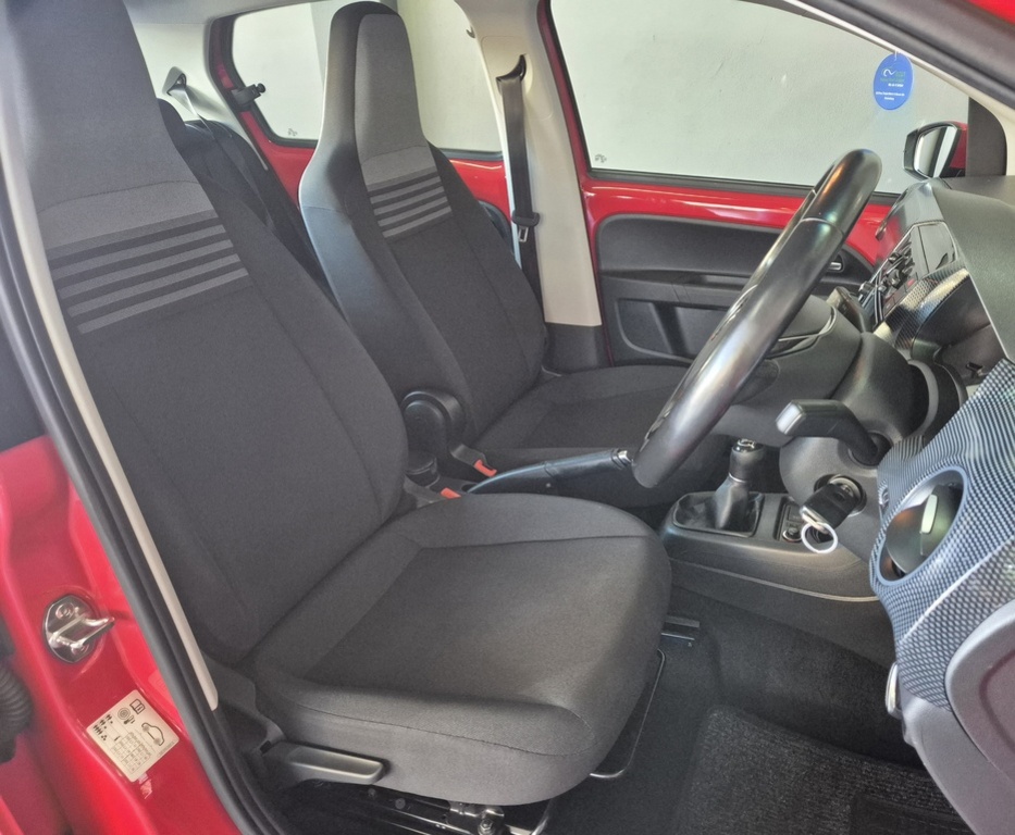 VOLKSWAGEN UP MOVE UP! 1.0 5DR - 9