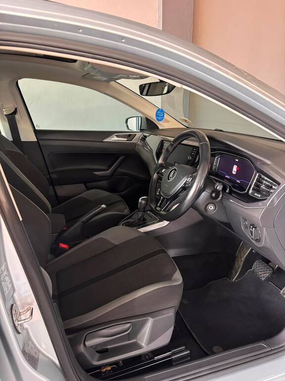 VOLKSWAGEN POLO POLO 1.0 TSI HIGHLINE DSG (85KW) - 8