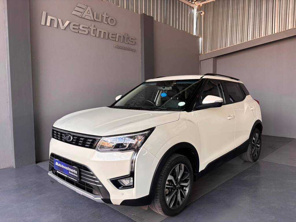 MAHINDRA XUV300 XUV300 1.5D (W8) - 1