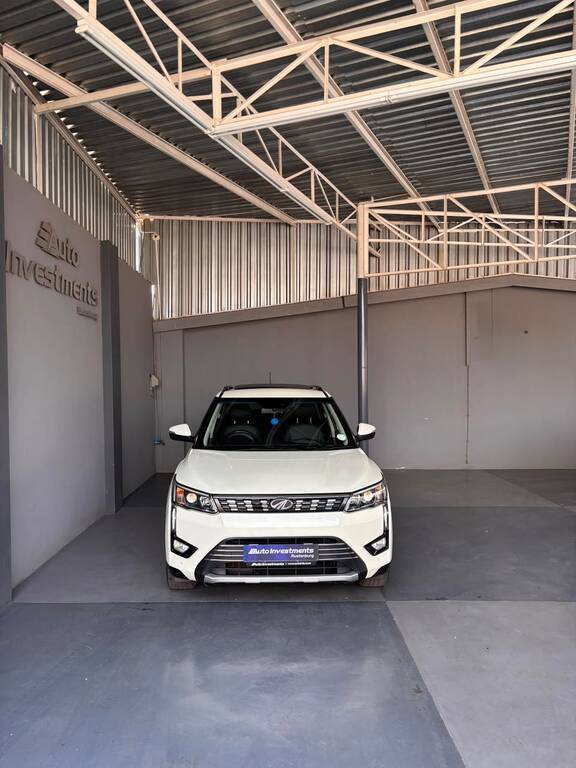 MAHINDRA XUV300 XUV300 1.5D (W8) - 5