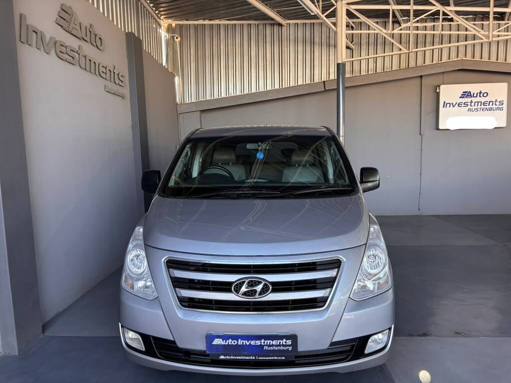 HYUNDAI H-1 H-1 2.5 CRDI A/T/ 2.5 ELITE A/T - 9