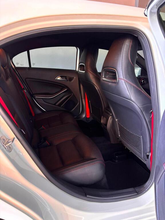 MERCEDES-BENZ A CLASS A 250 SPORT A/T - 10