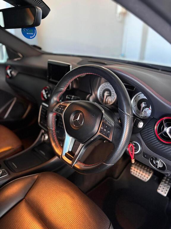 MERCEDES-BENZ A CLASS A 250 SPORT A/T - 11