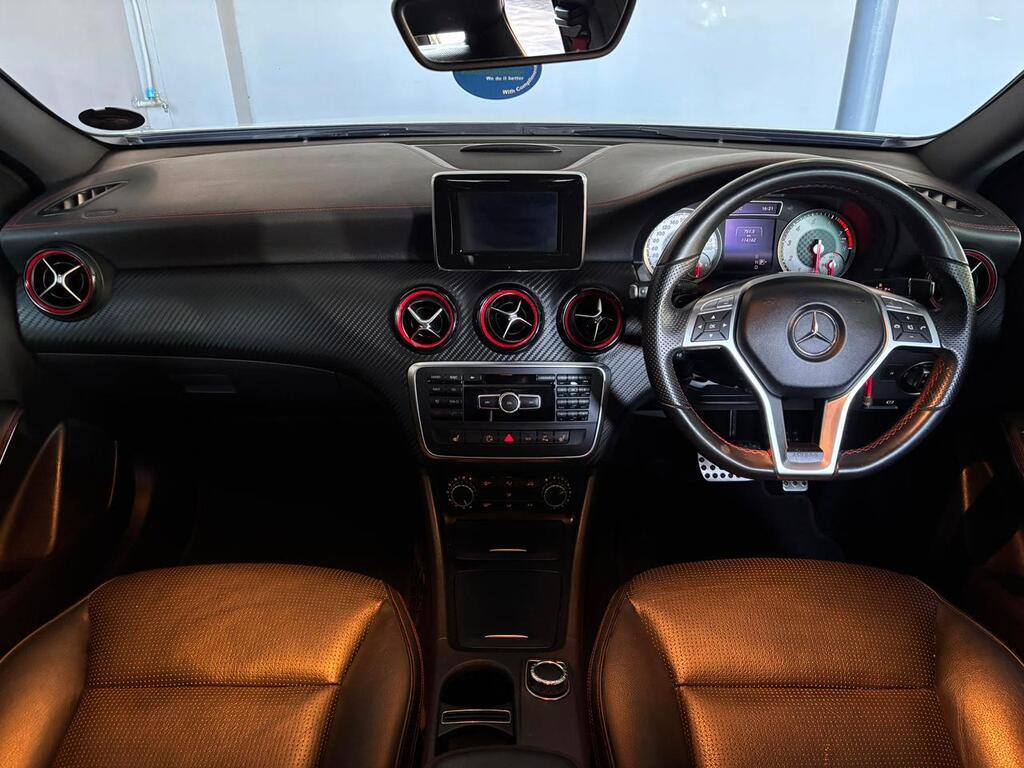 MERCEDES-BENZ A CLASS A 250 SPORT A/T - 12