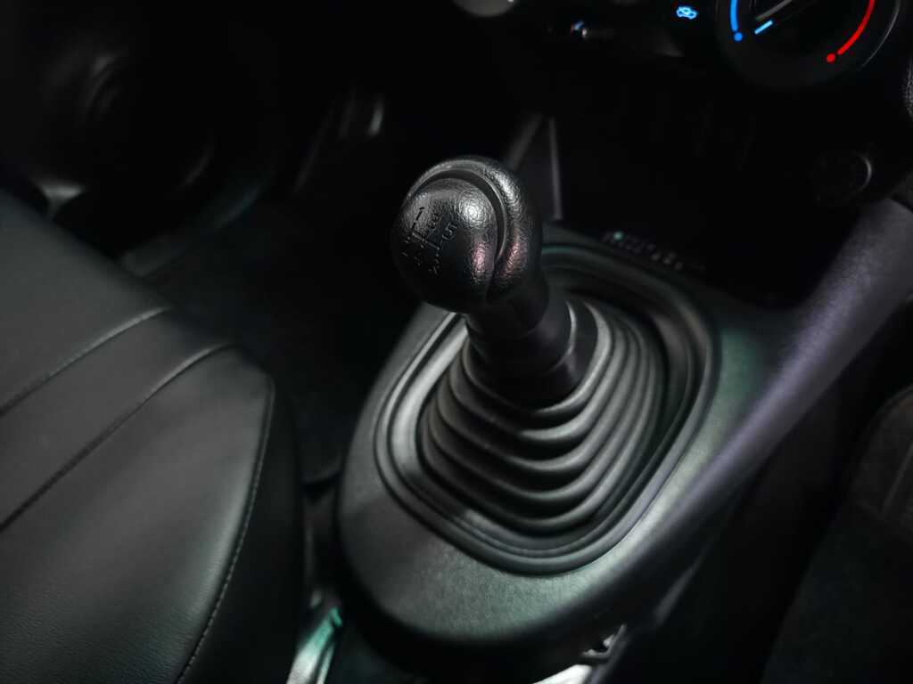 TOYOTA HILUX HILUX 2.0 VVTi A/C P/U S/C - 14
