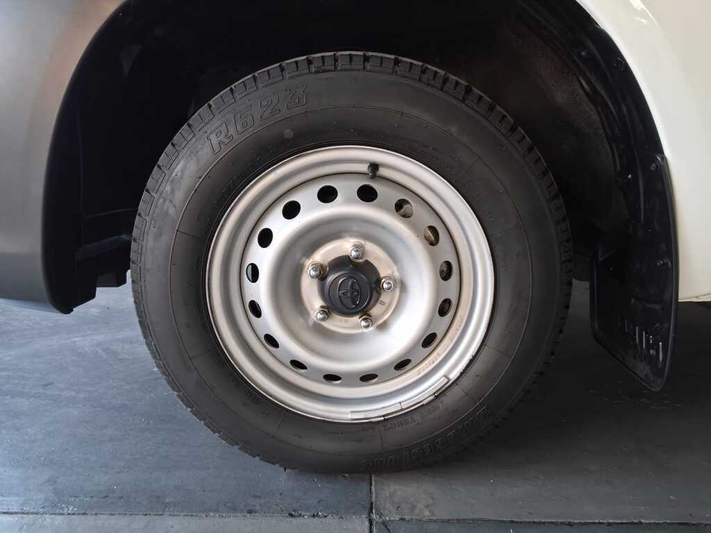 TOYOTA HILUX HILUX 2.0 VVTi A/C P/U S/C - 9