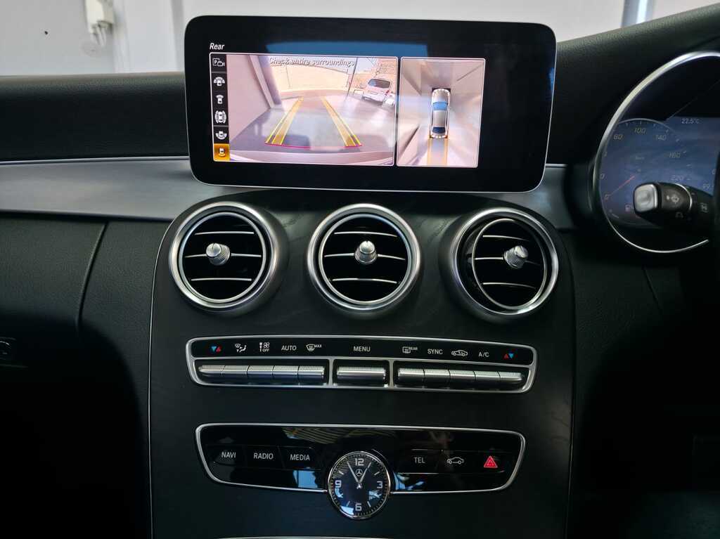MERCEDES-BENZ C CLASS C200 A/T - 15
