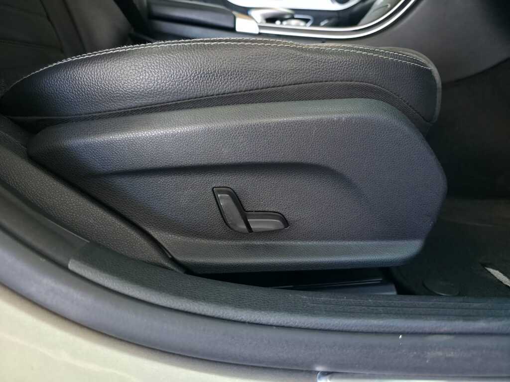 MERCEDES-BENZ C CLASS C200 A/T - 18