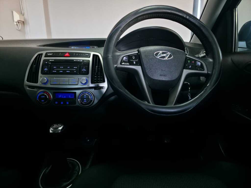 HYUNDAI i20 i20 1.4 - 14