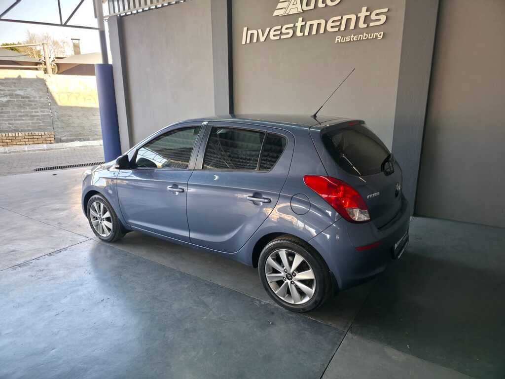 HYUNDAI i20 i20 1.4 - 4