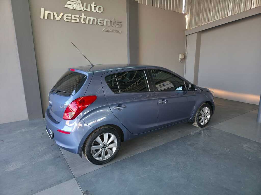 HYUNDAI i20 i20 1.4 - 5