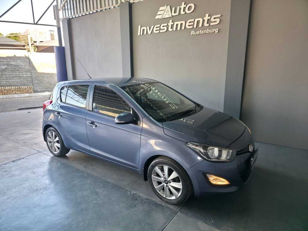 HYUNDAI i20 i20 1.4 - 8