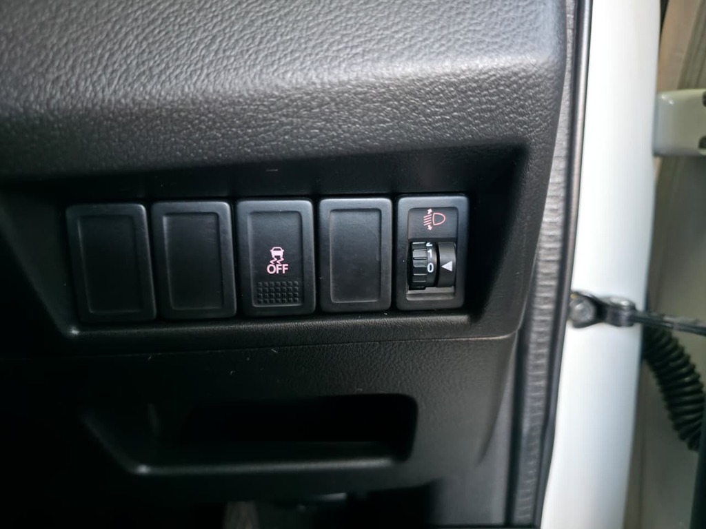 TOYOTA STARLET STARLET 1.4 Xs A/T - 17