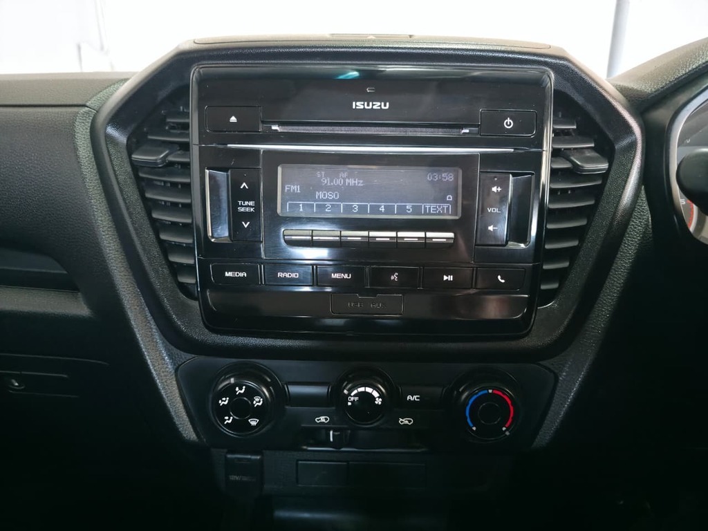 ISUZU D-MAX D-MAX 1.9 Ddi HR L A/T D/C P/U - 15