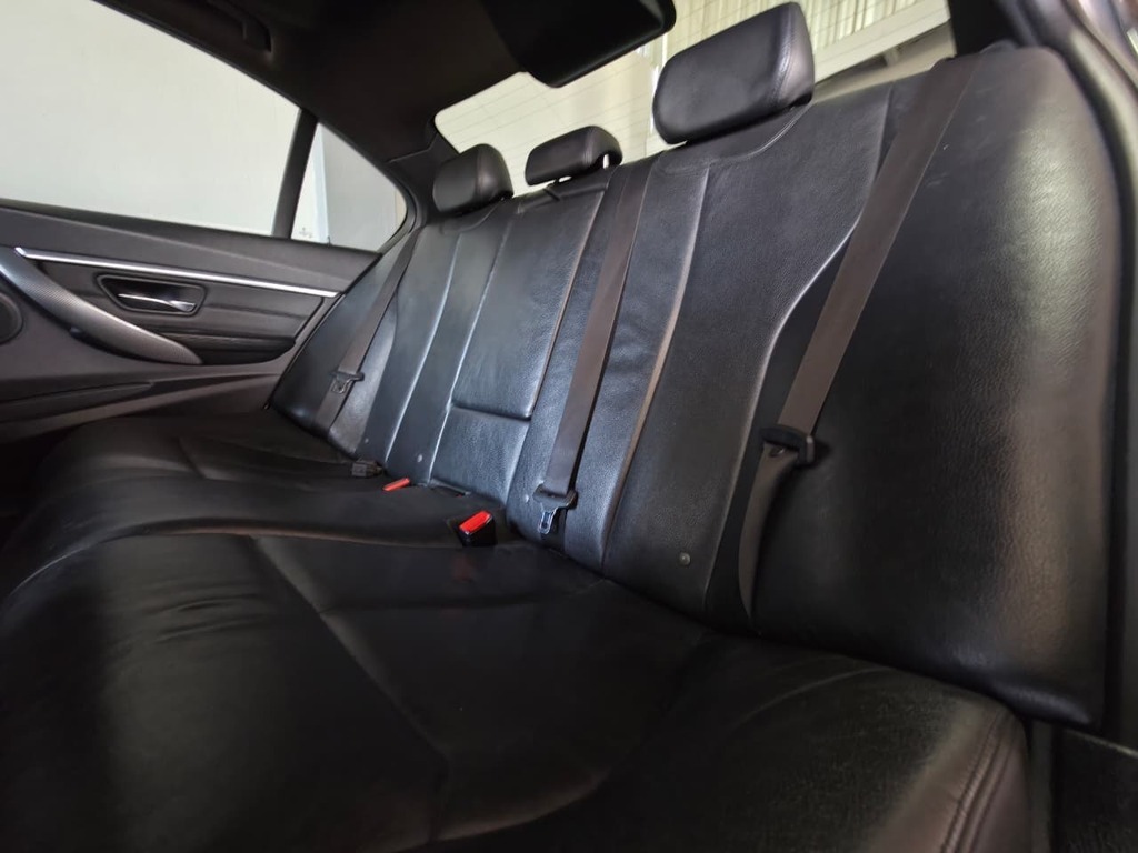 BMW 3 SERIES 320D M SPORT A/T (F30) - 12