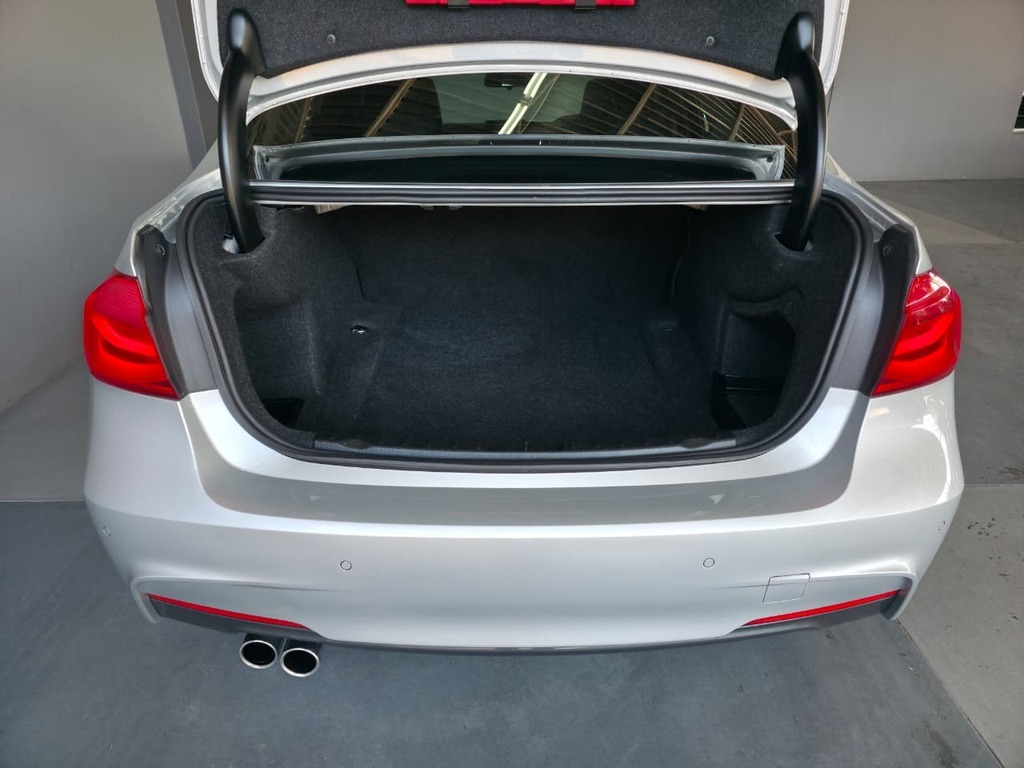 BMW 3 SERIES 320D M SPORT A/T (F30) - 13