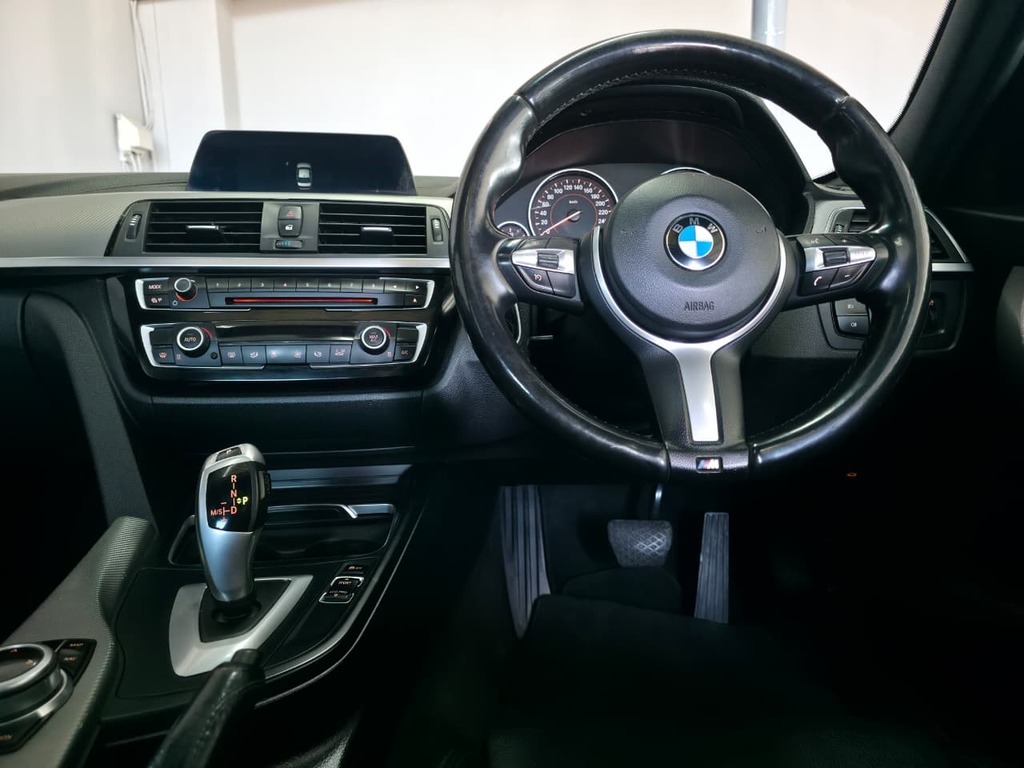 BMW 3 SERIES 320D M SPORT A/T (F30) - 14