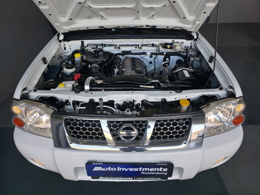 NISSAN HARDBODY HARDBODY NP300 2.4i 4X4 P/U D/C - 20